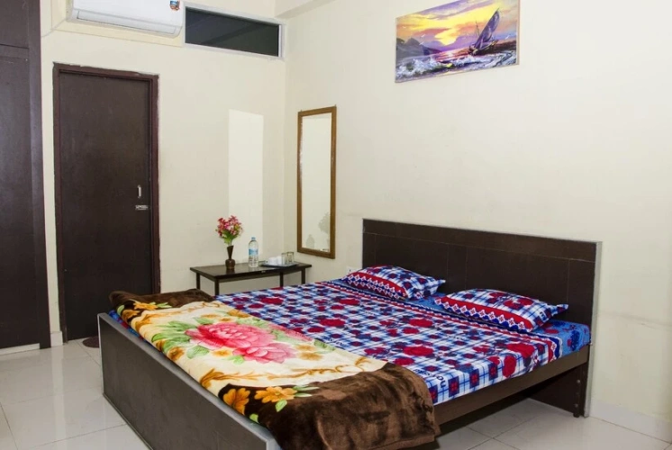 Deluxe Triple Family room