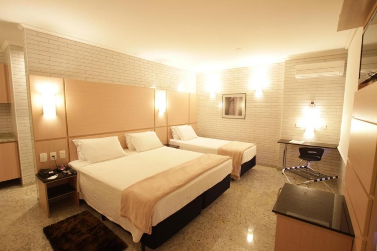 Standard Triple room