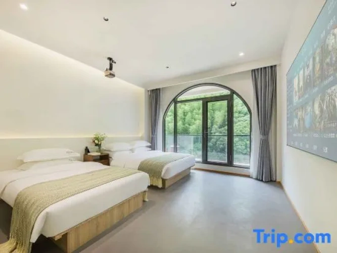 Standard Double Family room with balcony