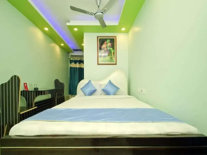 Raj Guest House