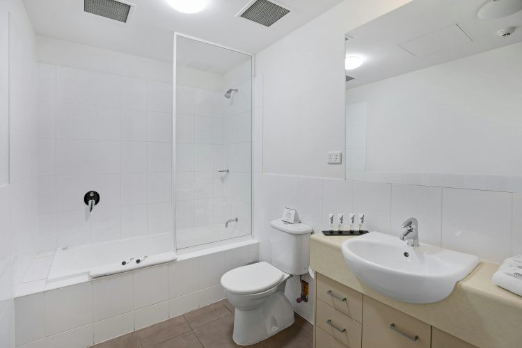 Quest Mawson Lakes