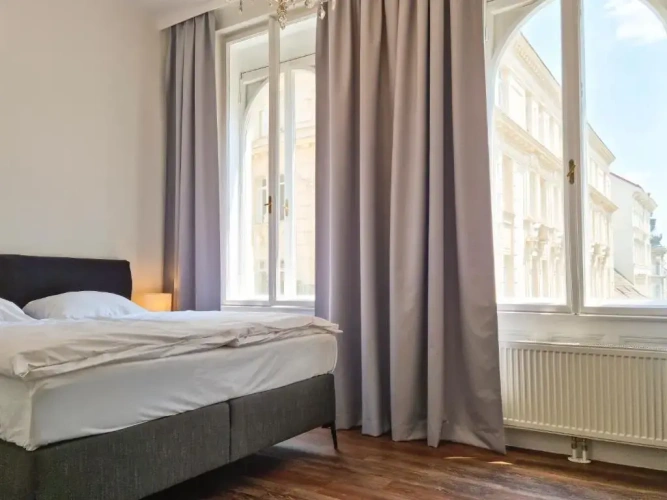 Economy Double room with street view
