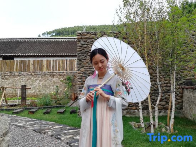 Moshanghuakai Homestay