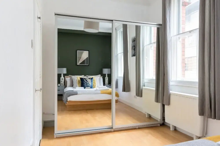 The Aldgate Flats