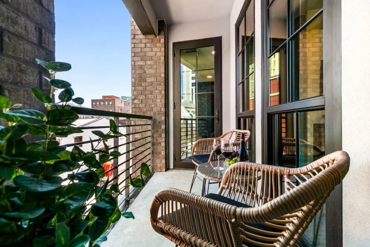 2 Bedrooms Executive room with balcony and with city view