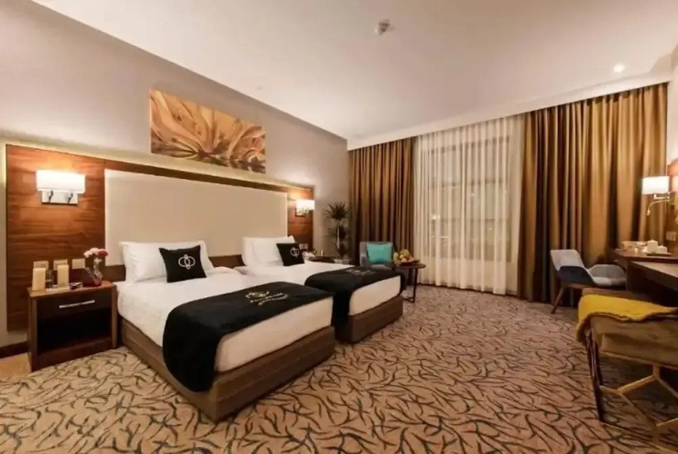 Dancenter Emerald Near Jeddah Corniche