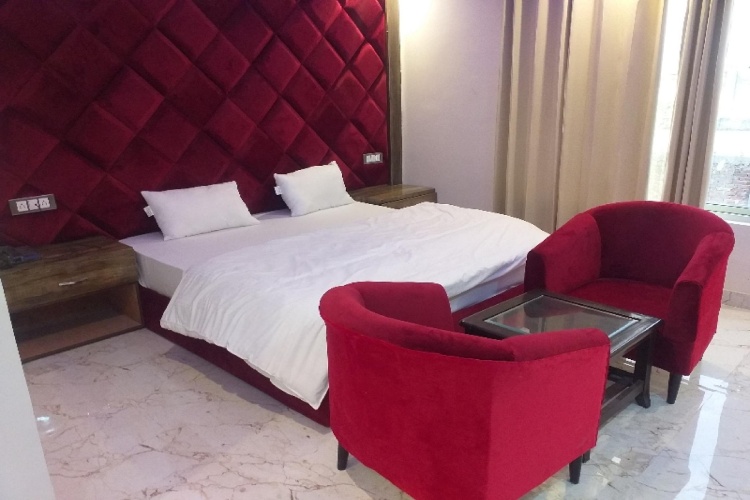 Standard Suite
