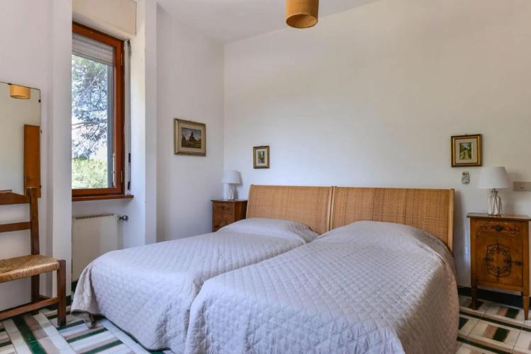 Octagonal villa with private pool and 10 beds-Villa Ottagonale