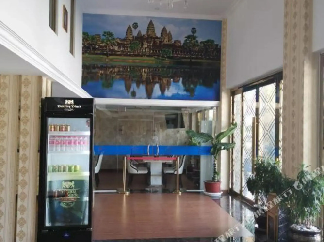 Lucky 8 Hotel