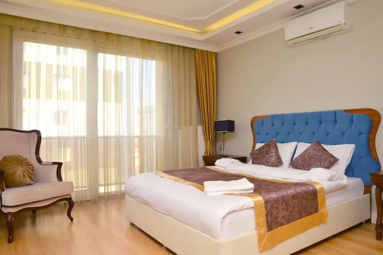 Double Park Suites