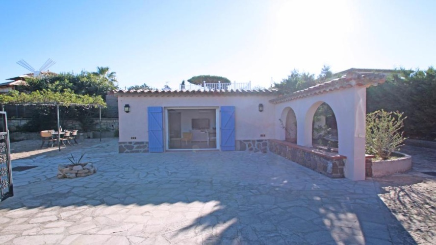 2 Bedrooms Double Cottage