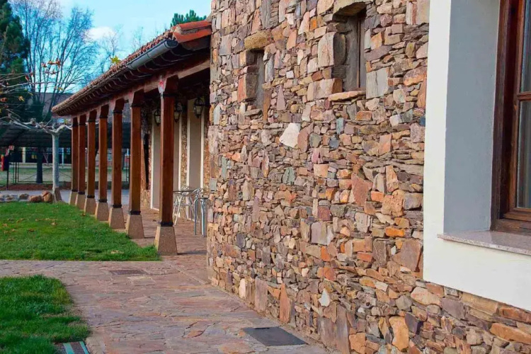Hotel Valle Del Eria