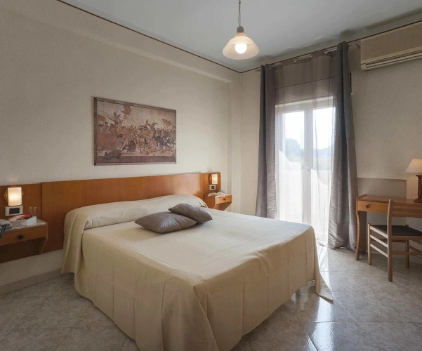 Standard room with balcony and with pool view