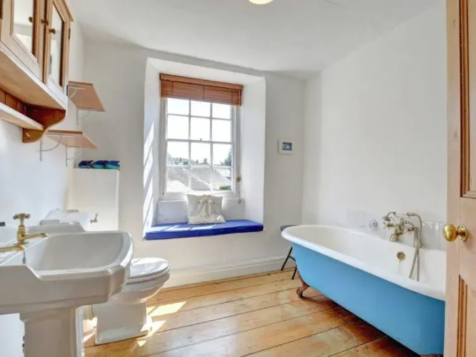 Holiday Home Cross Keys