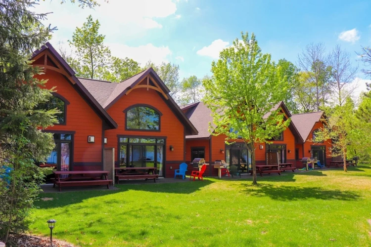 2 Bedrooms Cottage