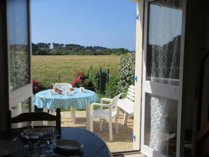 2 Bedrooms Cottage