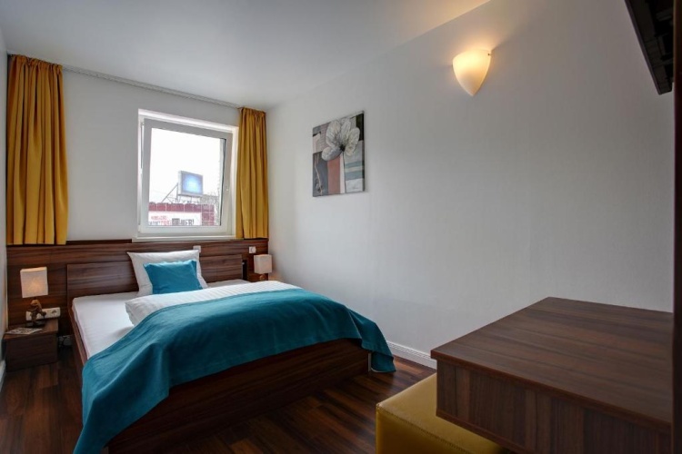 Standard Single room
