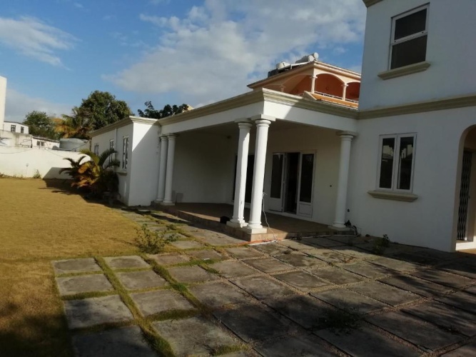 3 Bedrooms Cottage