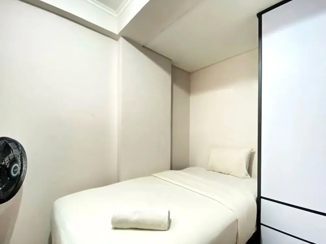 Nice 2Br At Gateway Pasteur Apartment