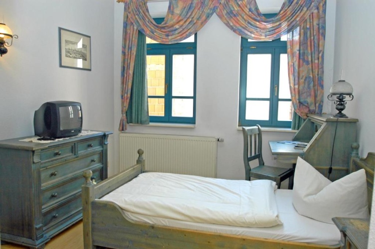 Standard Single room
