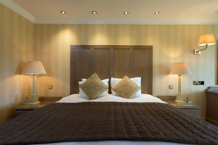 Connemara Coast Hotel