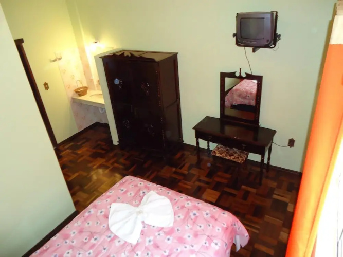 Hotel Iria's