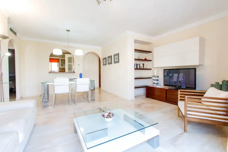 Apartamentos Turísticos Almoraide