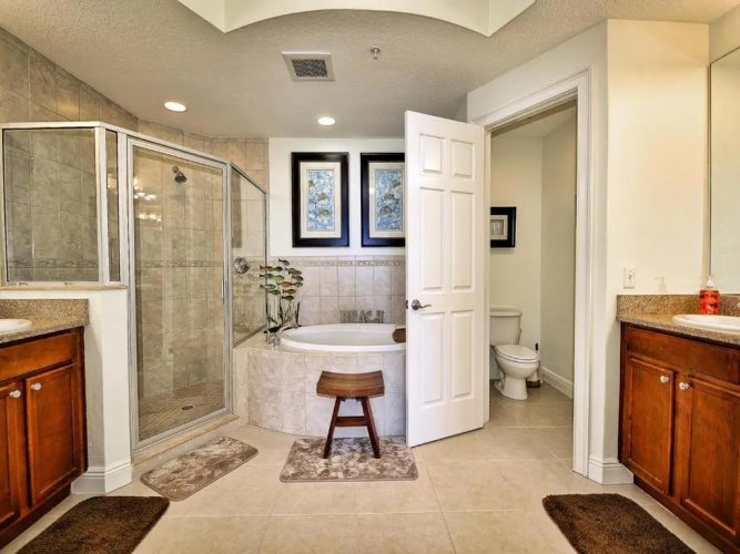 Bay Harbor 303