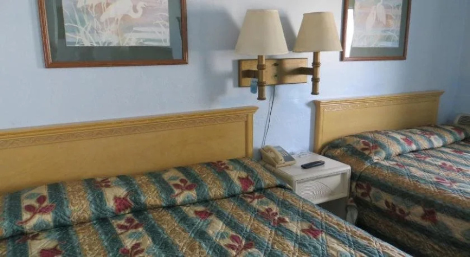 Skyway Motel