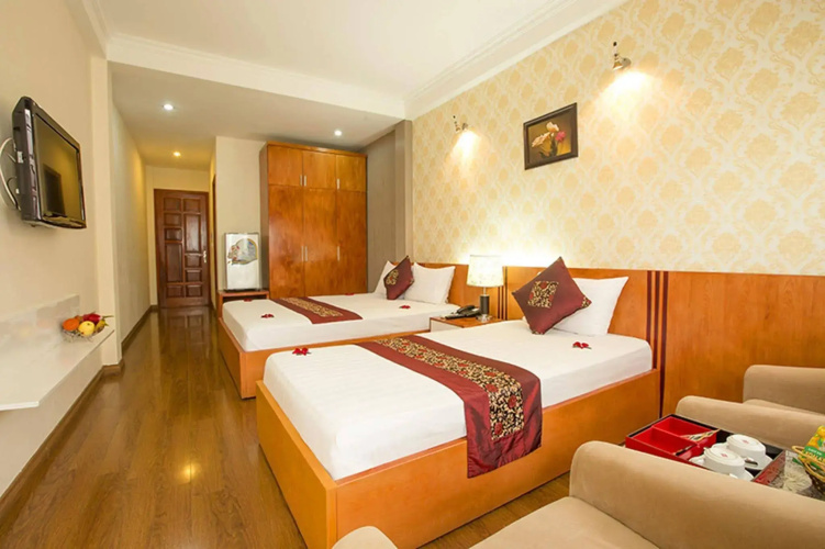 Indochina Queen 2 Hotel