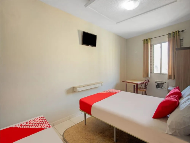 Hotel B Plaza