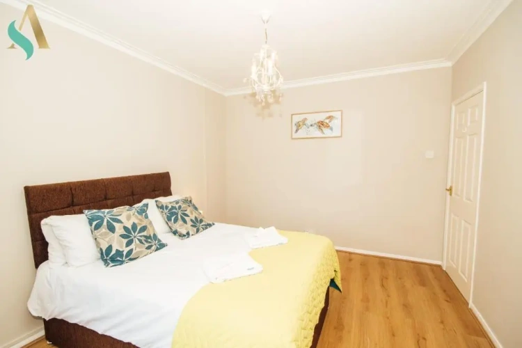 2 Bedrooms Cottage