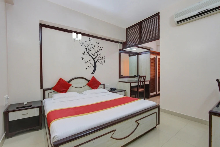 Pai Vaibhav Hotel