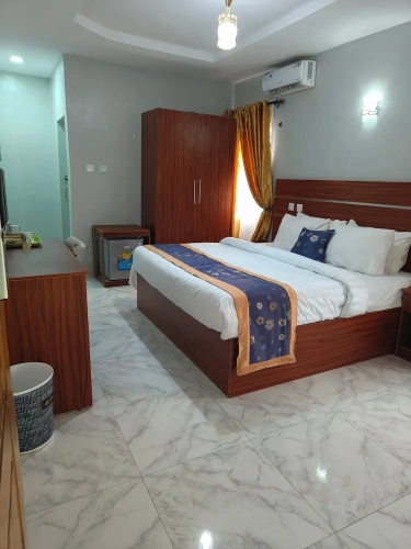 Royal room