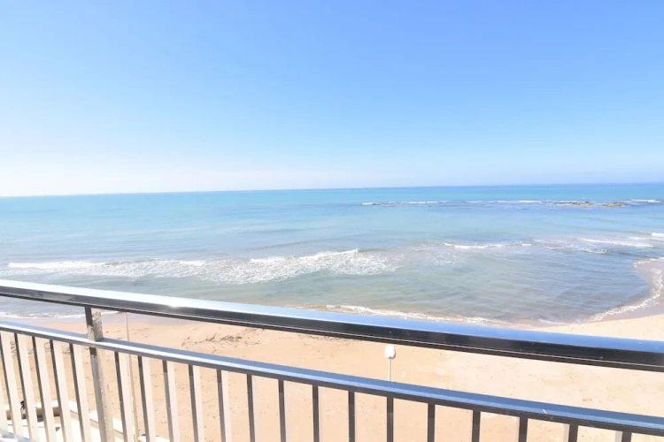 2 Bedrooms Apartment with balcony