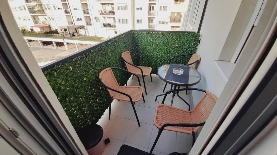 MAZZE Apartment