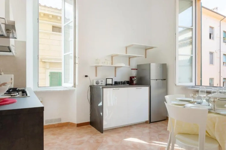 2 Bedrooms Apartment