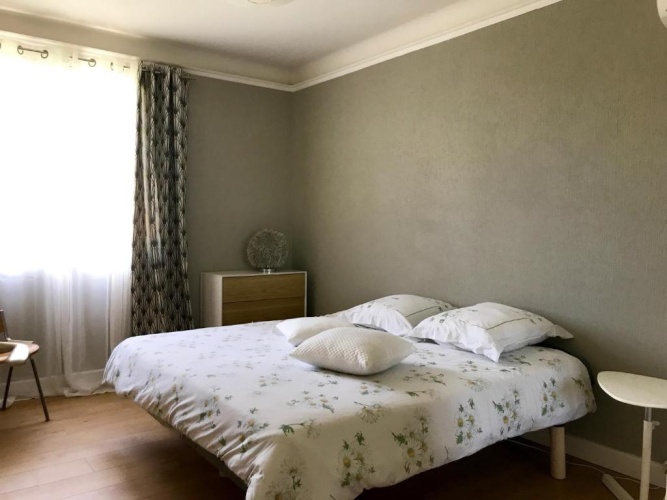 2 Bedrooms Cottage