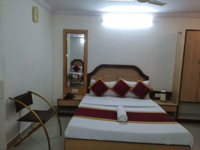 Hotel gangothri
