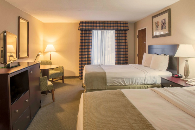 Spark by Hilton Hummelstown Hershey