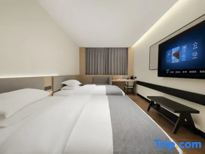Comfort Double room with city view