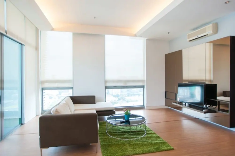 5 Bedrooms Deluxe Penthouse room with city view