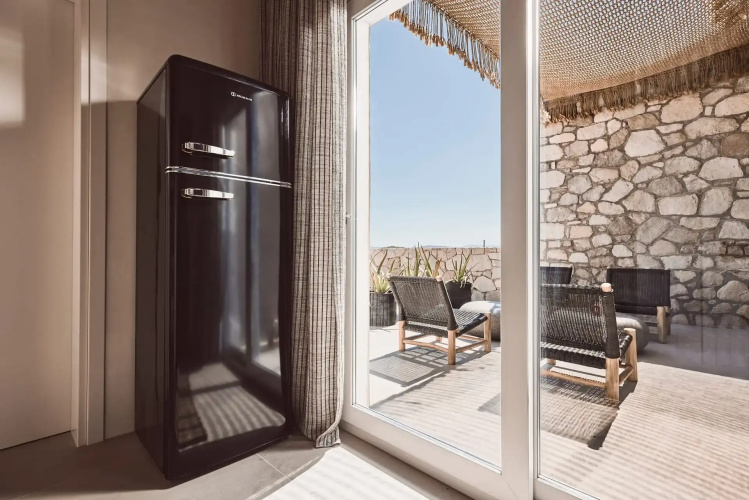 Serenity Suite Milos