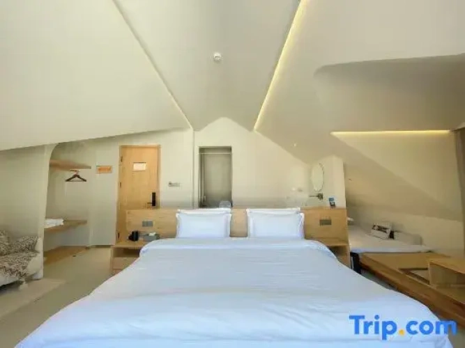 Standard Double room with view