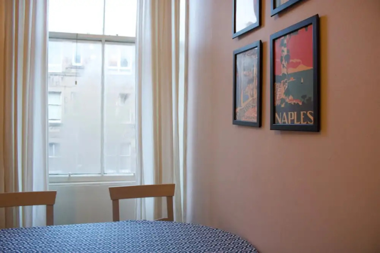 1 Bedroom Flat Off Leith Walk
