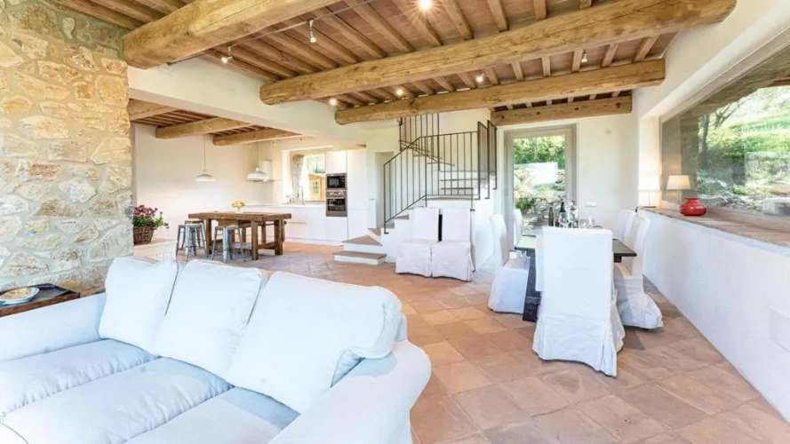 3 Bedrooms Villa