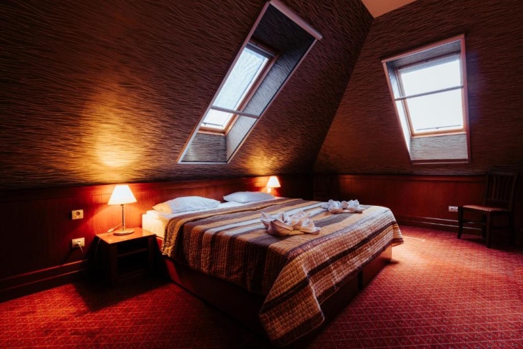 Suite with balcony