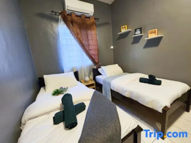 Shah Alam U8 Cozy 6 Plus 2 PAX Fully Air-CON