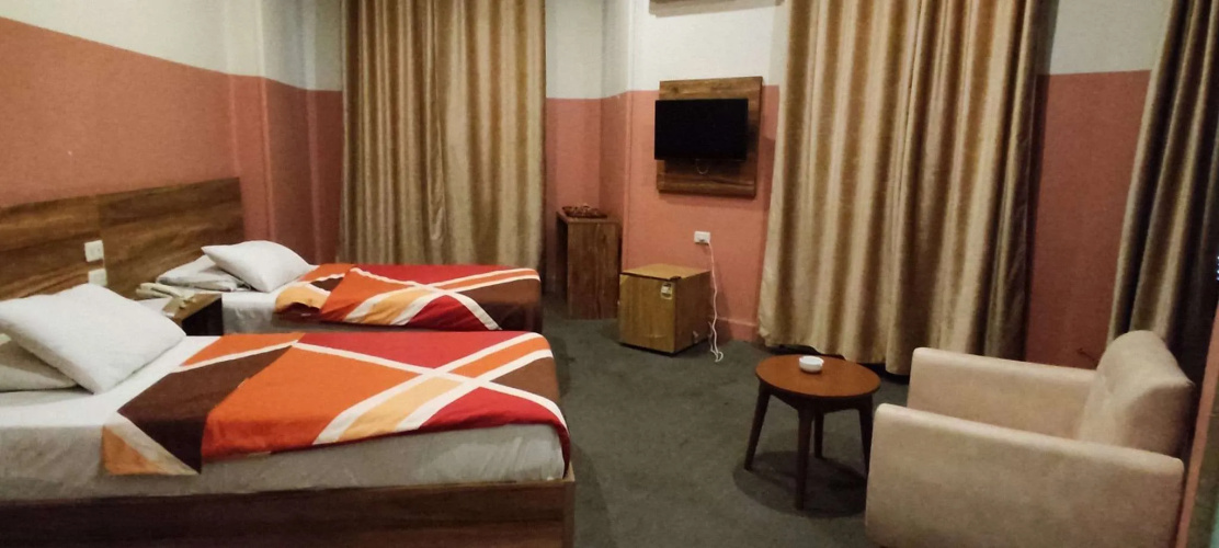 Nitocrisse Hotel