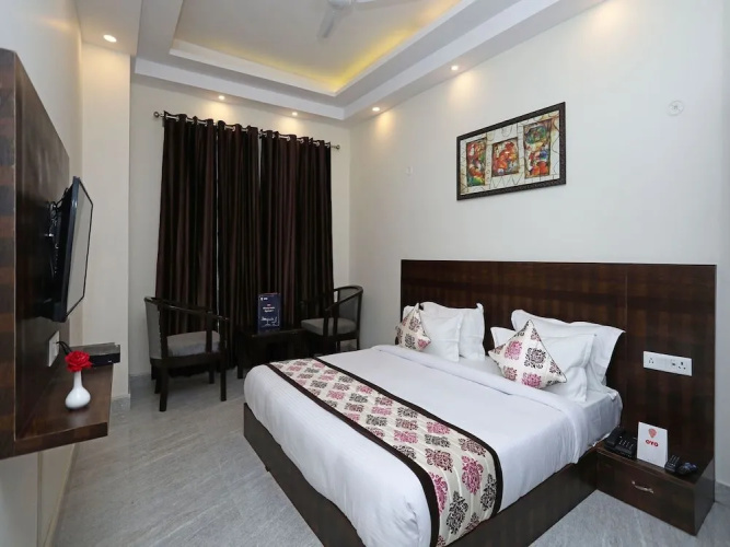 POP 92284 Hotel Prisha Inn